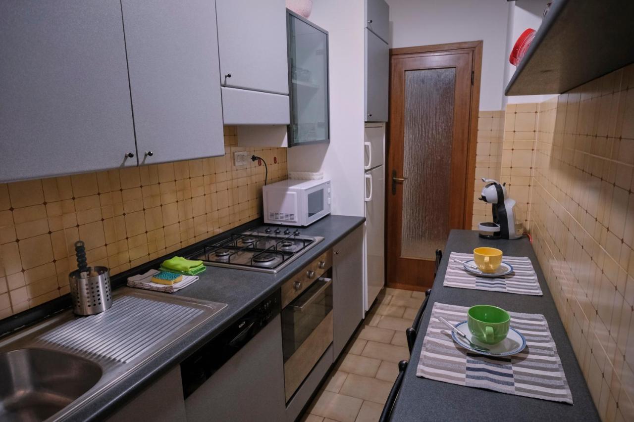 מגדל אגם פוצ'יני Holiday House Torre Del Lago מראה חיצוני תמונה