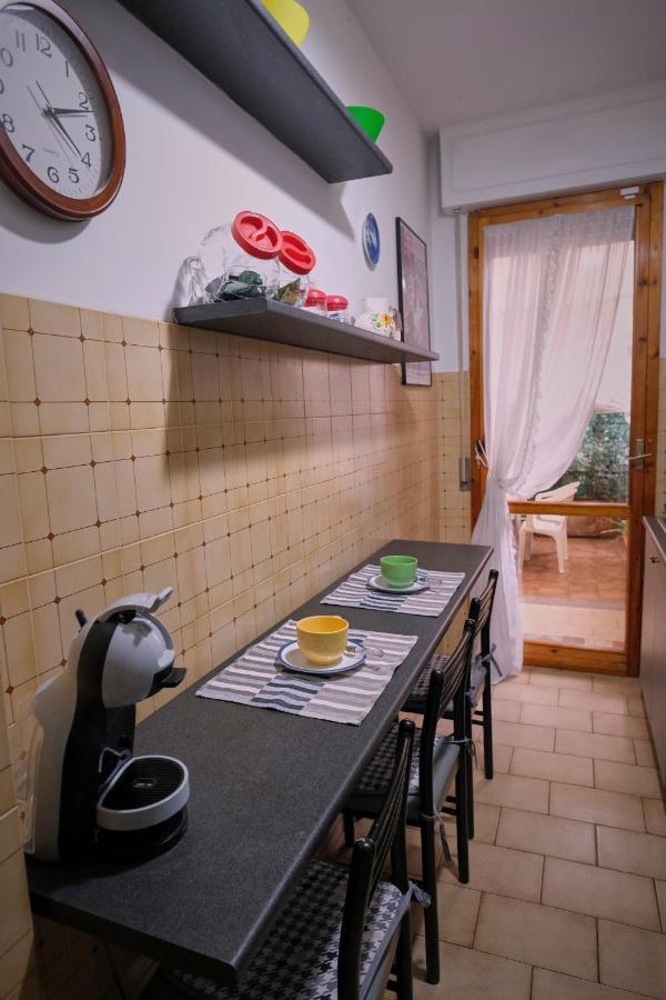 מגדל אגם פוצ'יני Holiday House Torre Del Lago מראה חיצוני תמונה