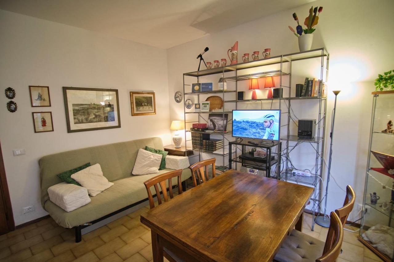 מגדל אגם פוצ'יני Holiday House Torre Del Lago מראה חיצוני תמונה
